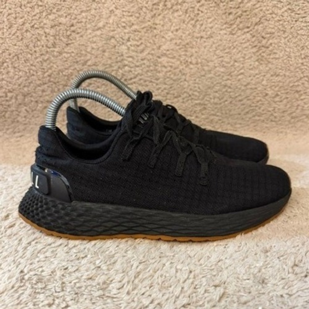 NOBULL Knit Runner Sneakers Womens Size 7 Black Gum Sole Athletic Training Shoes